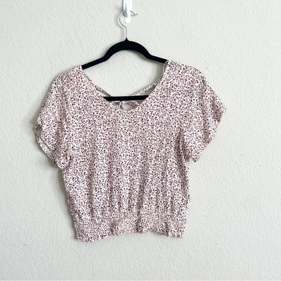 Paper Crane Women's ditzy Floral Top size Small cropped feminine summer spring - Picture 1 of 7